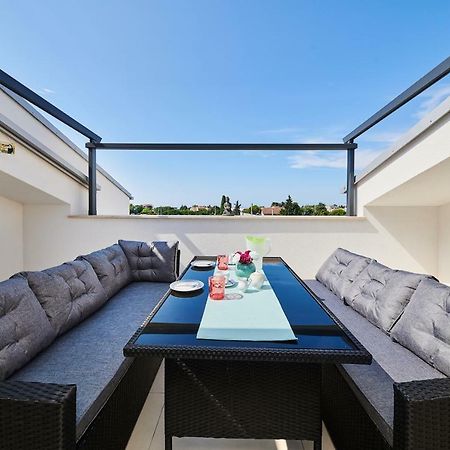 Ferienwohnung Sommer Novigrad Istria المظهر الخارجي الصورة