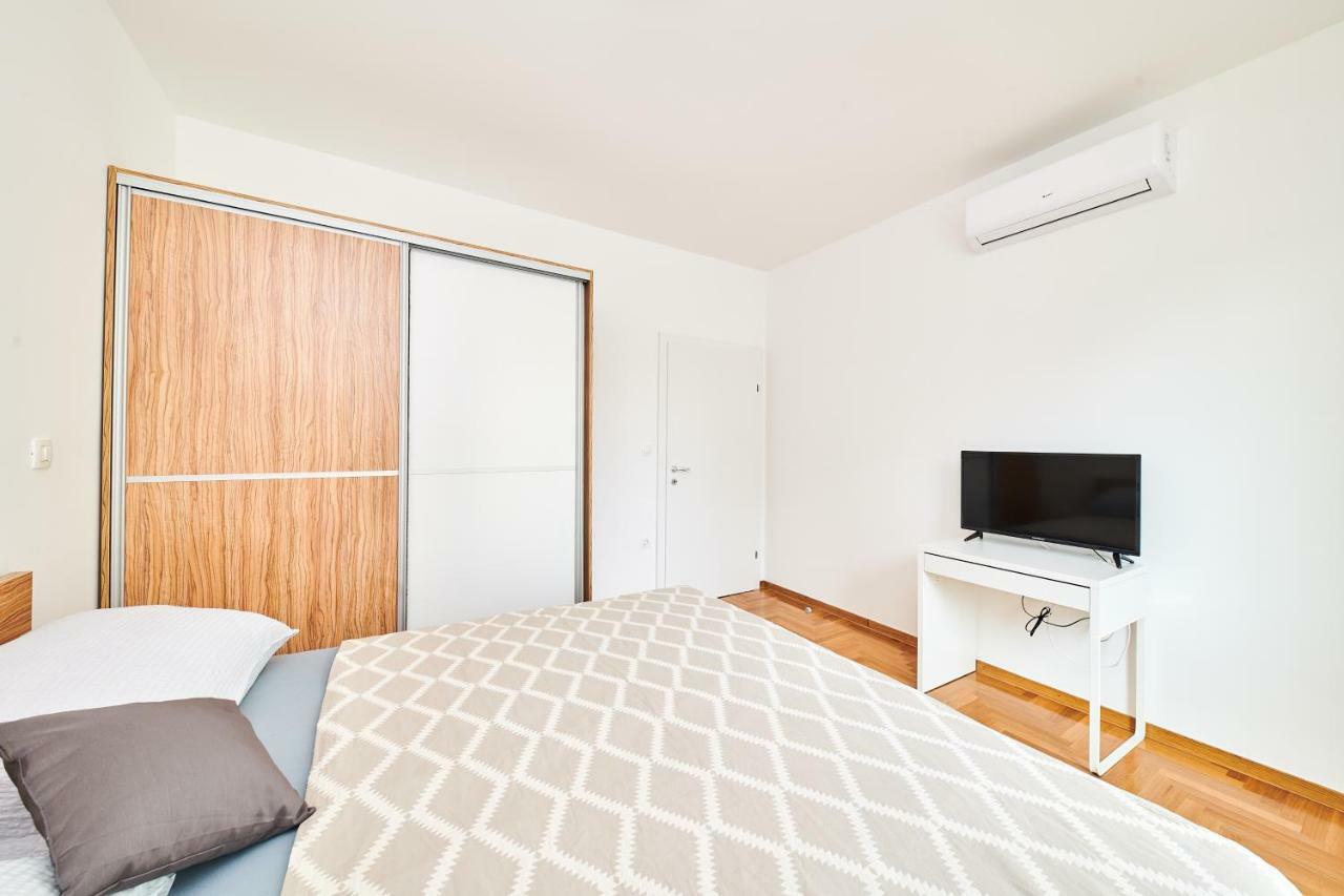 Ferienwohnung Sommer Novigrad Istria المظهر الخارجي الصورة